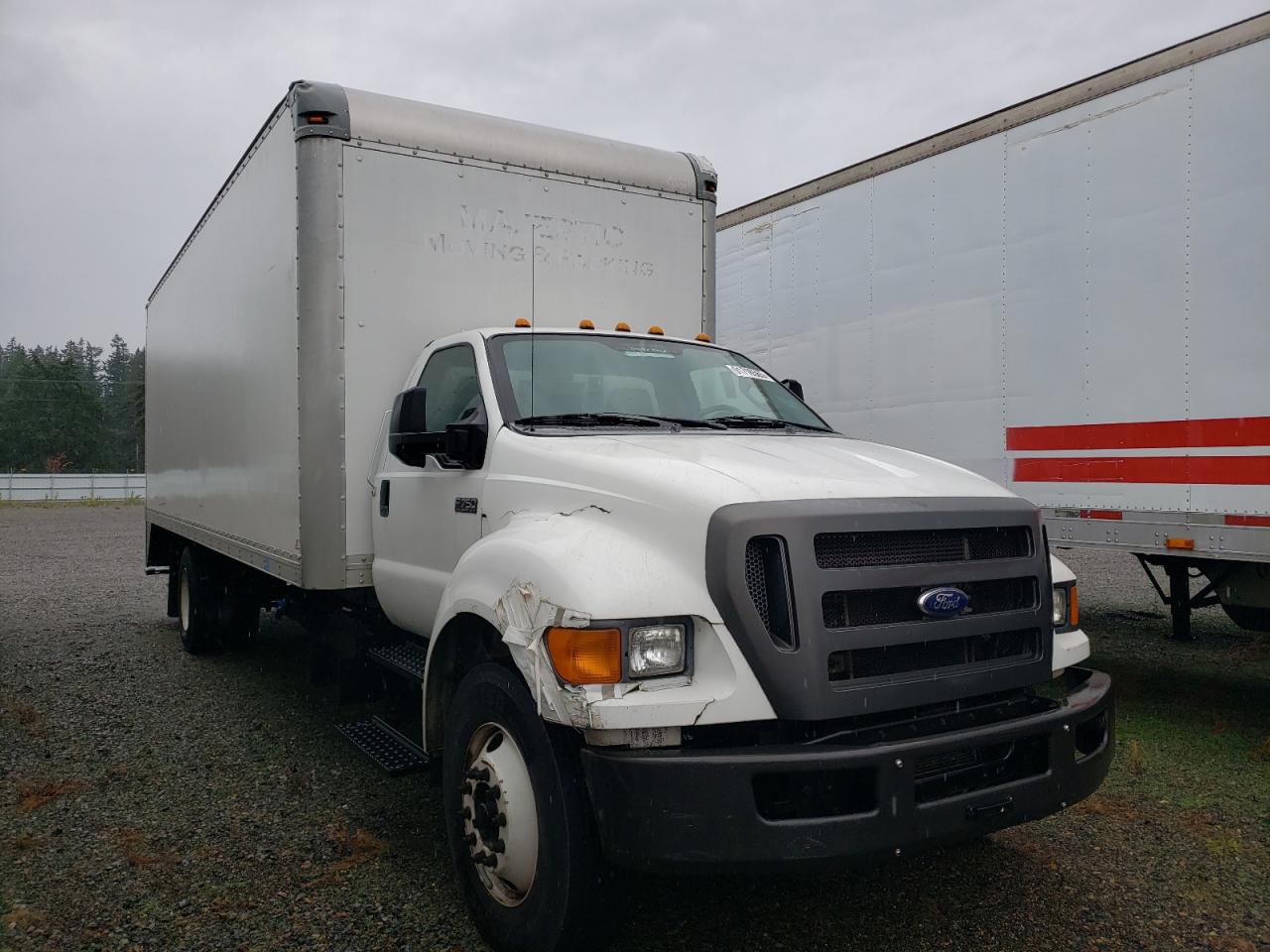 FORD F-750 SUPER DUTY