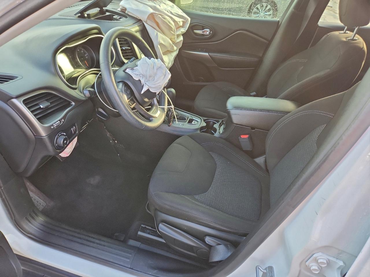 JEEP GRAND CHEROKEE LATITUDE