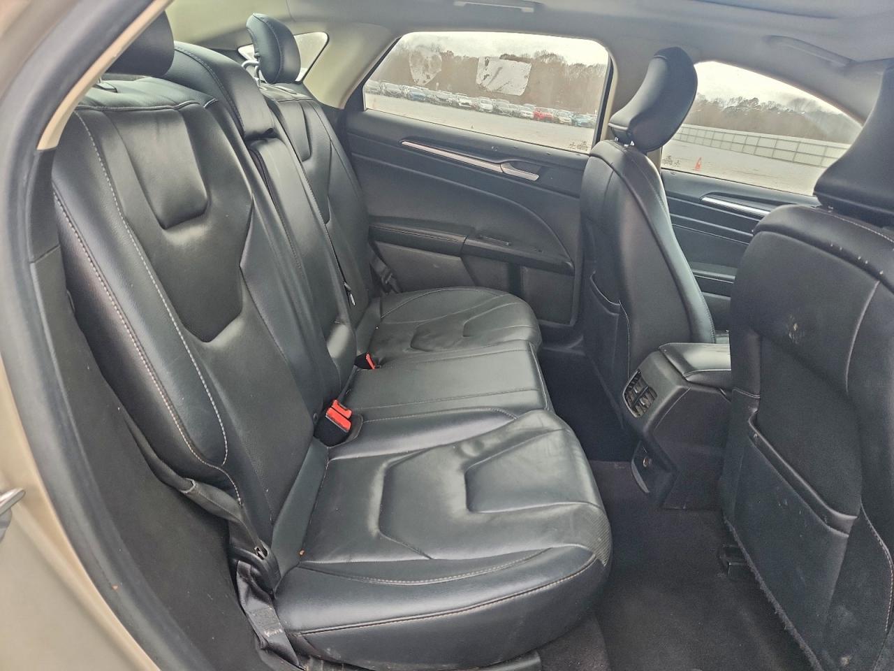 Lot #3311579753 2019 FORD FUSION TIT