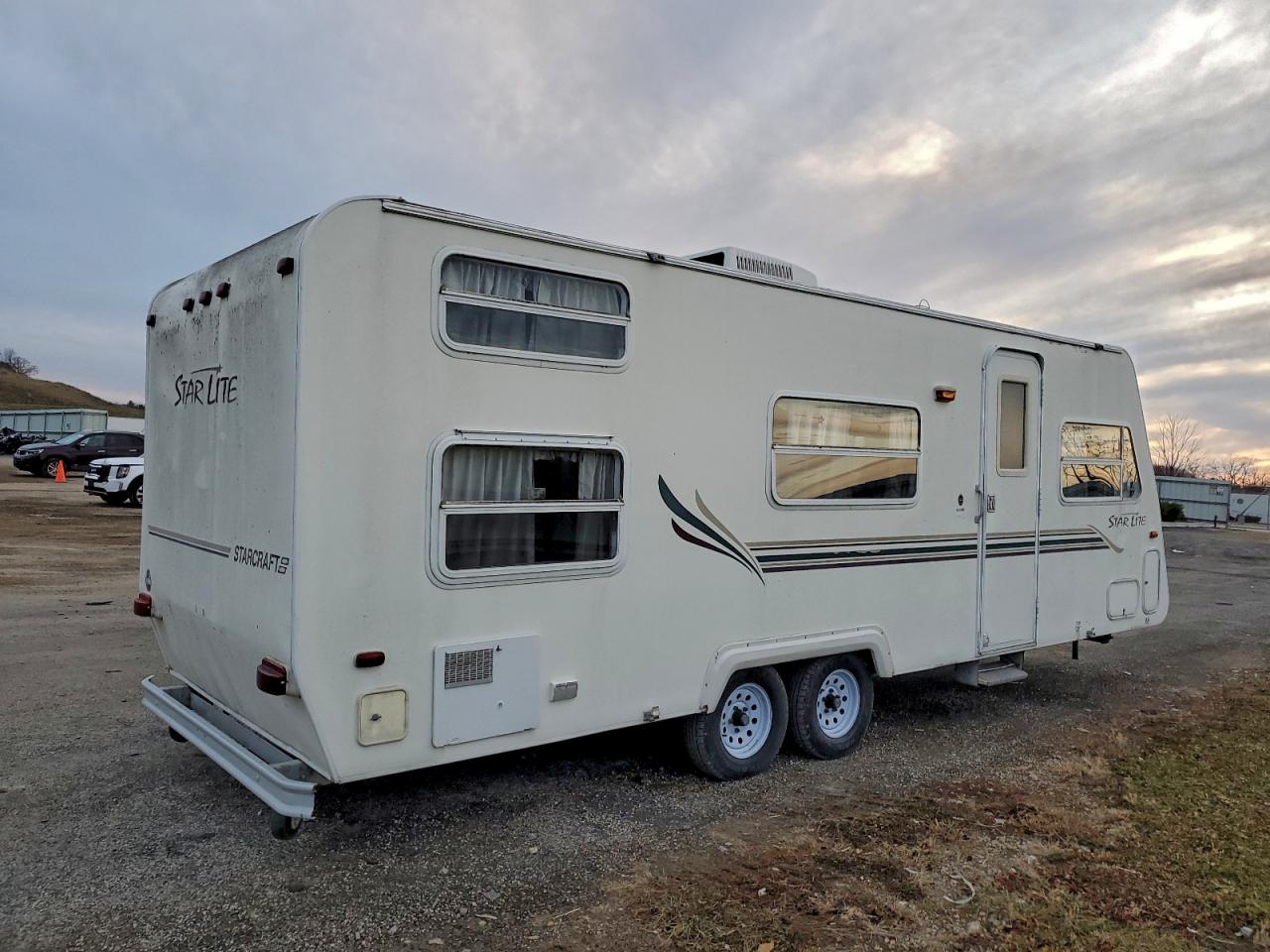 Lot #3296345443 1998 STARCRAFT TRAVEL TRA