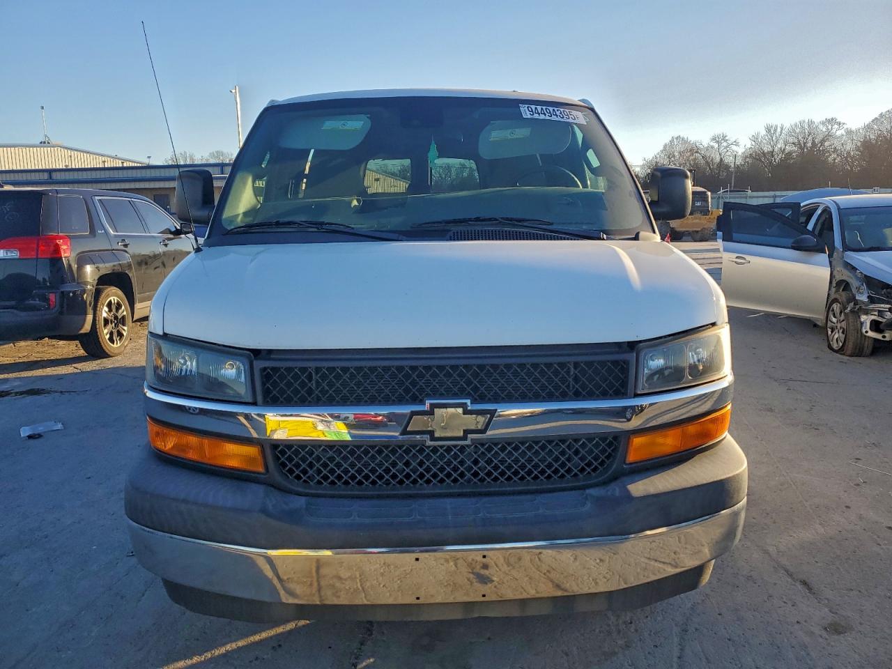 CHEVROLET EXPRESS LT
