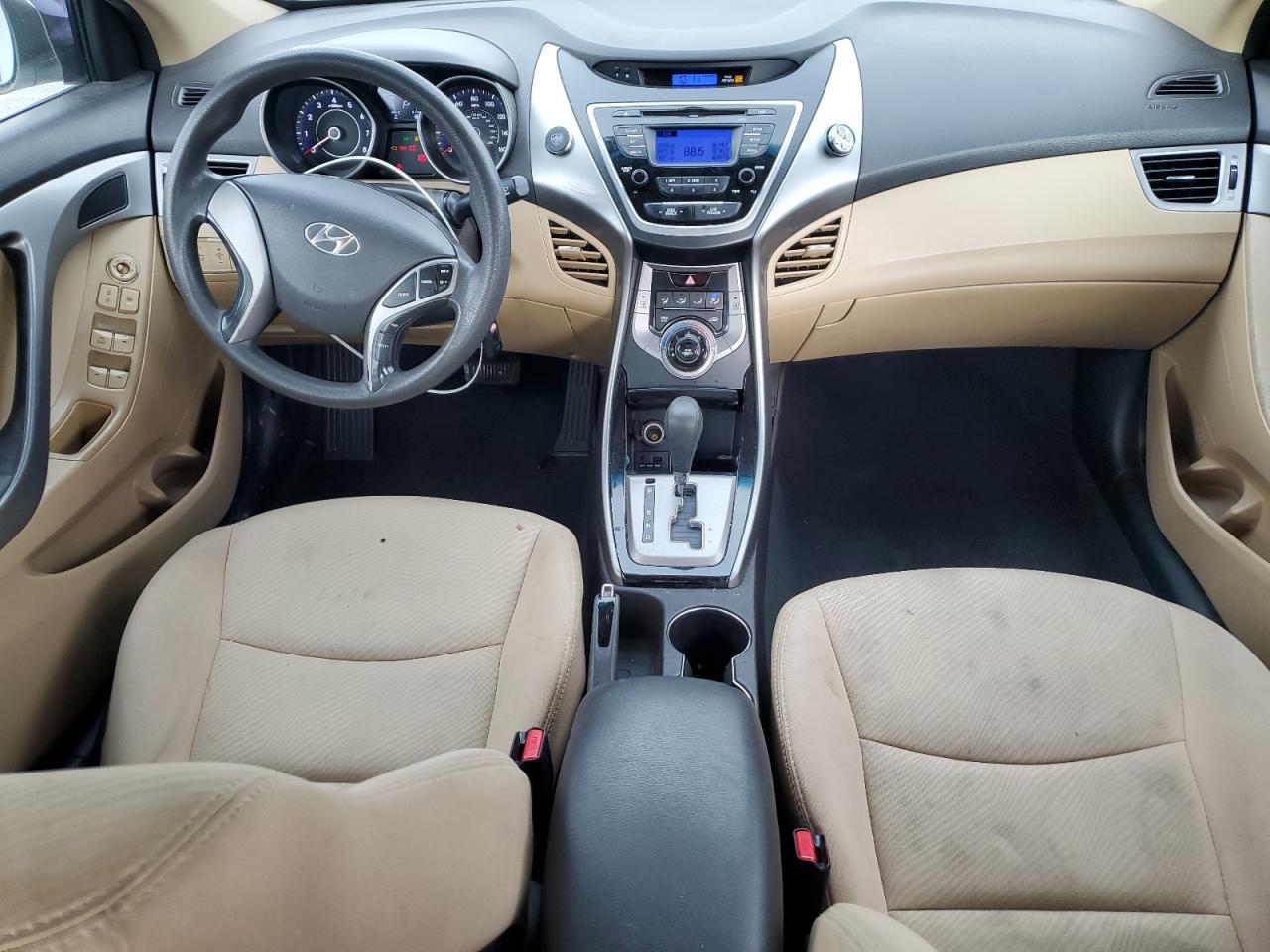HYUNDAI ELANTRA GLS