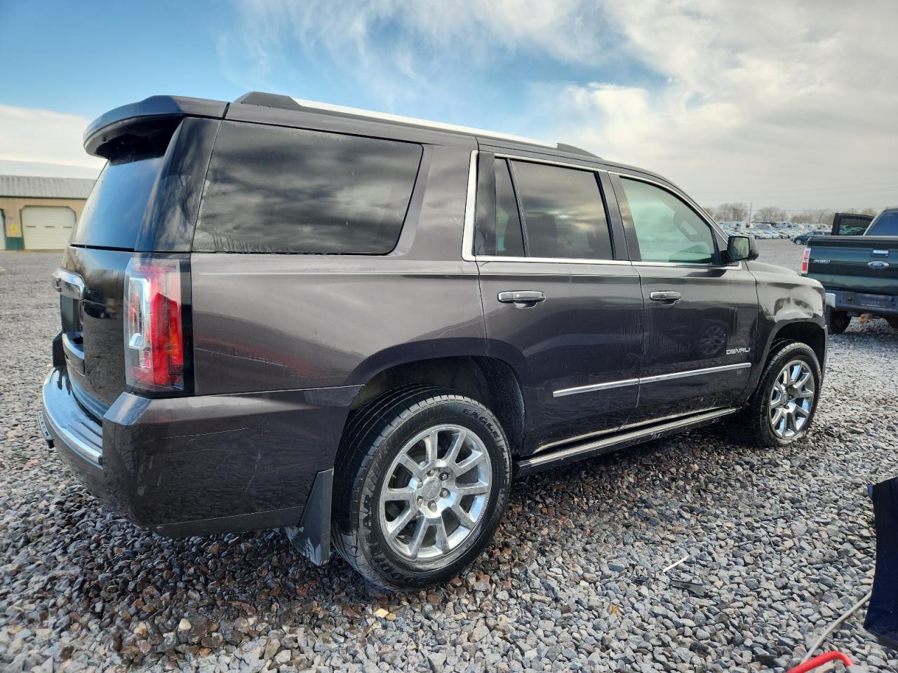 GMC YUKON DENALI