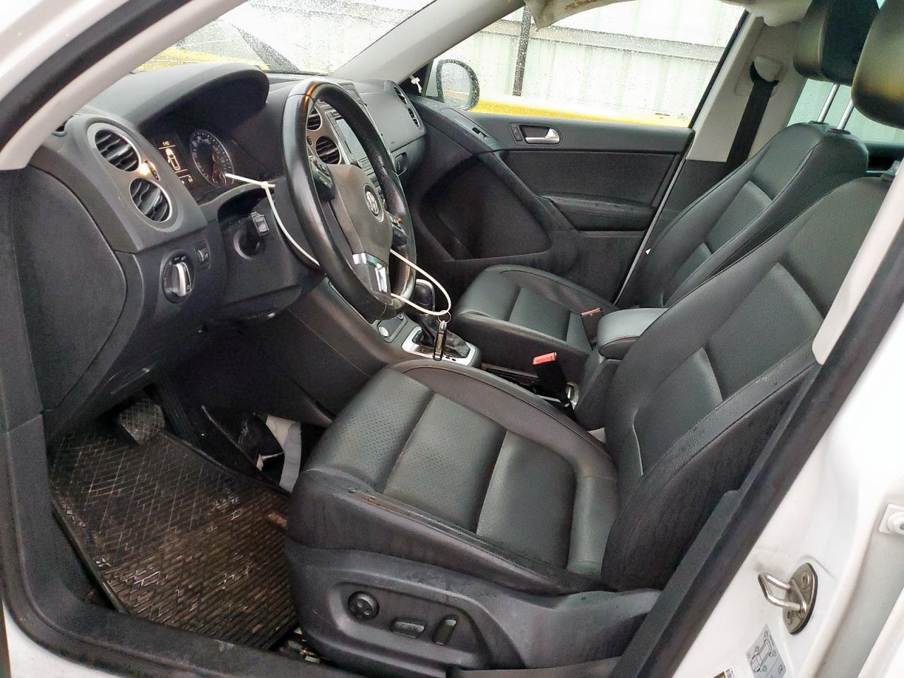 Lot #3305681789 2016 VOLKSWAGEN TIGUAN S