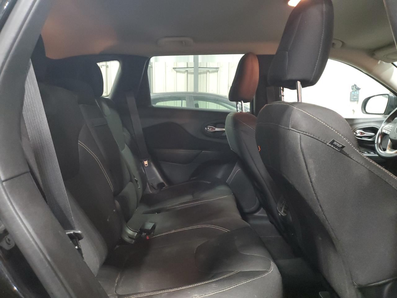 JEEP GRAND CHEROKEE LATITUDE