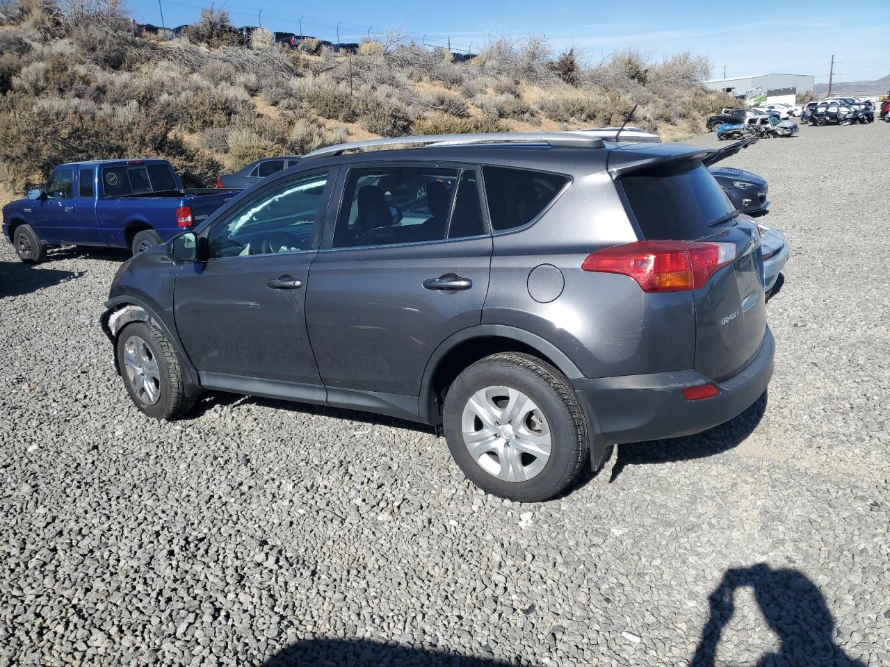 TOYOTA RAV4 LE