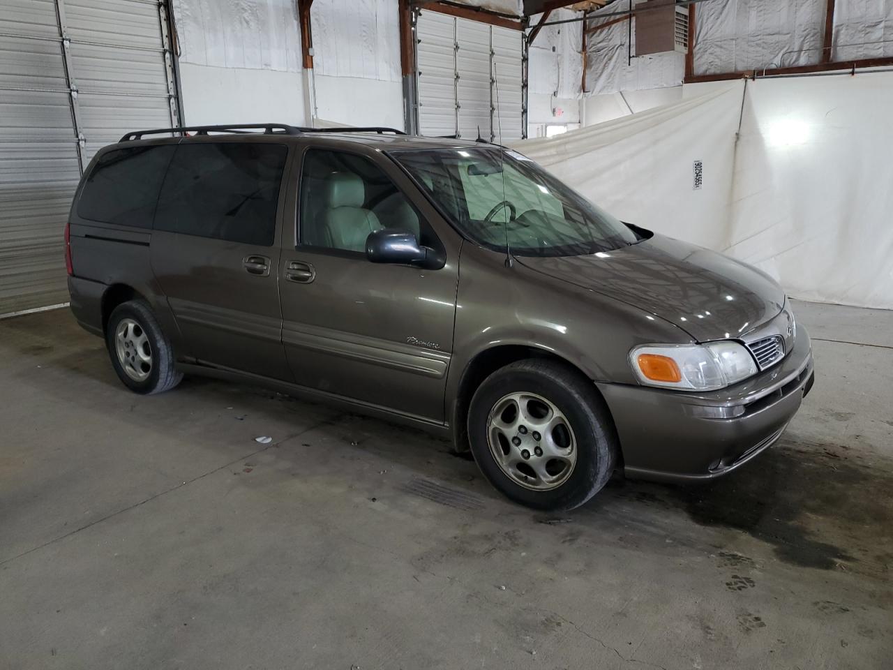 Lot #3287670060 2002 OLDSMOBILE SILHOUETTE
