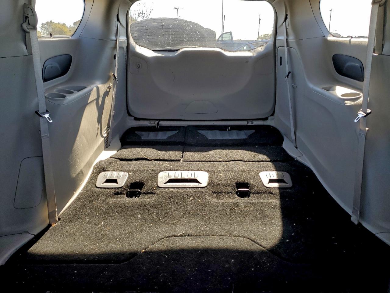 CHRYSLER PACIFICA TOURING L