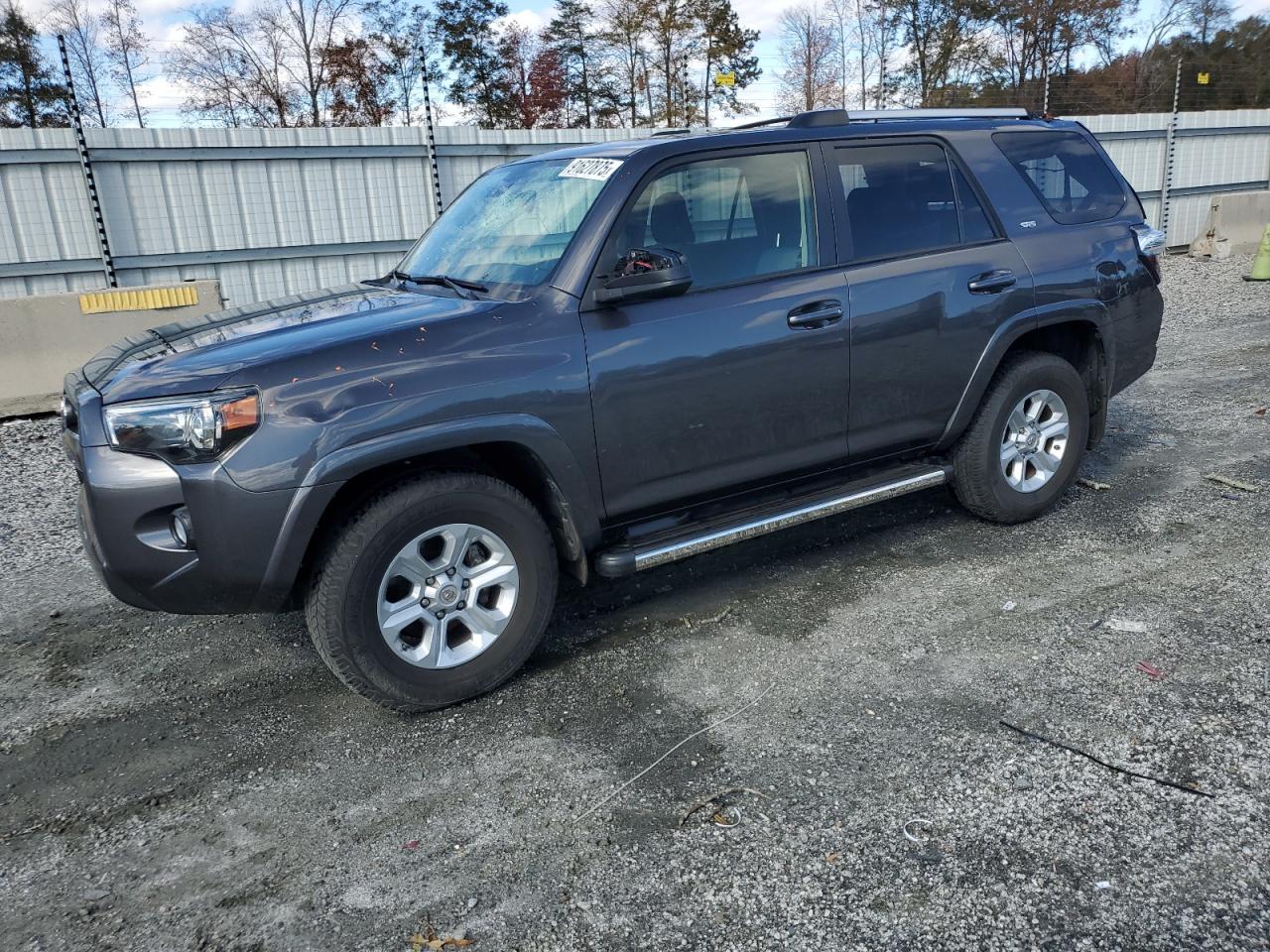 TOYOTA 4RUNNER SR5