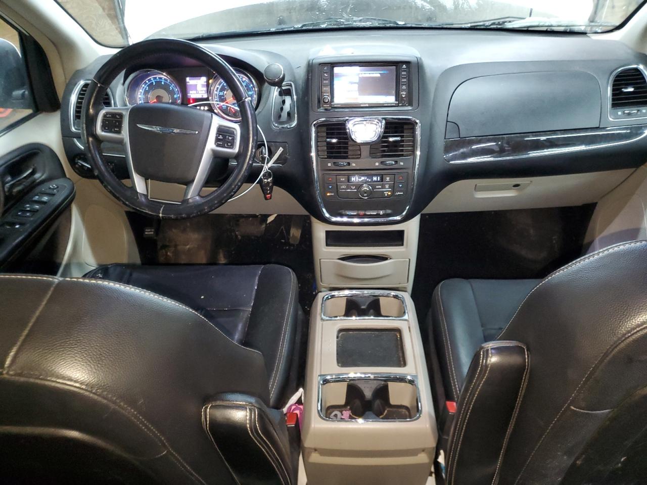 CHRYSLER TOWN & COUNTRY TOURING