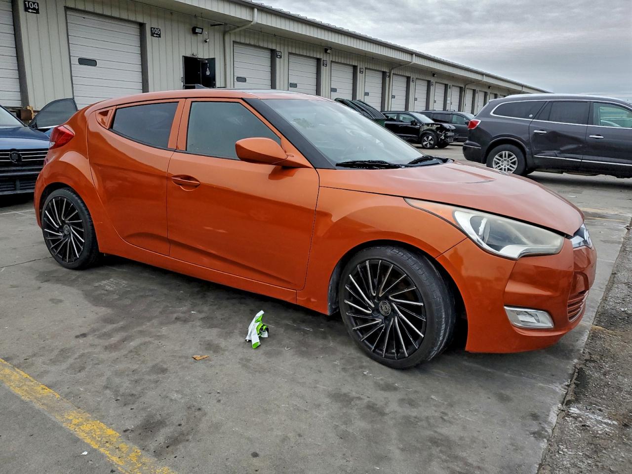 HYUNDAI VELOSTER