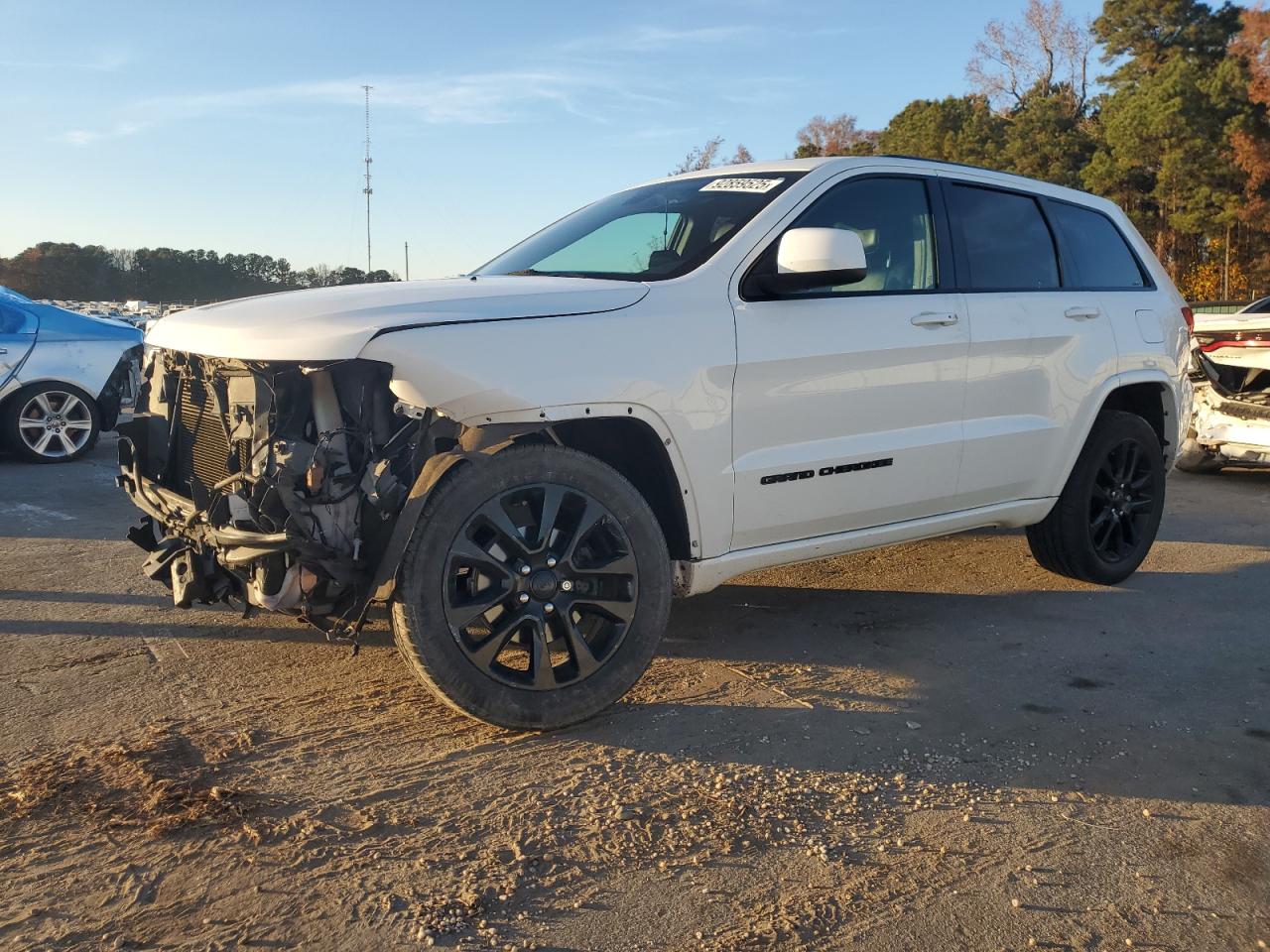 JEEP GRAND CHEROKEE LAREDO