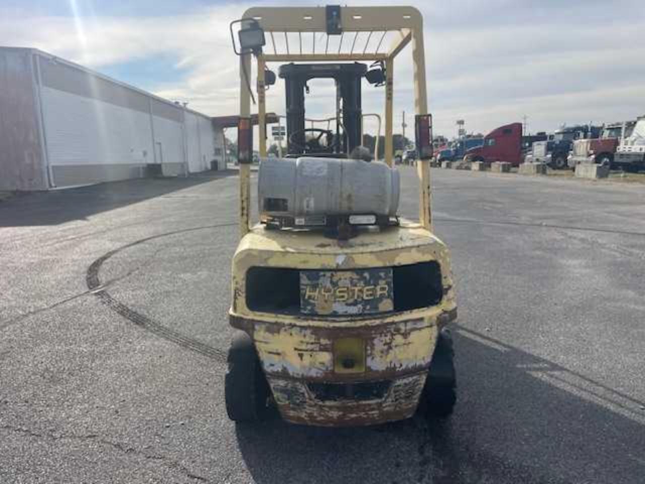Lot #3290280250 2002 HYSTER FORKLIFT