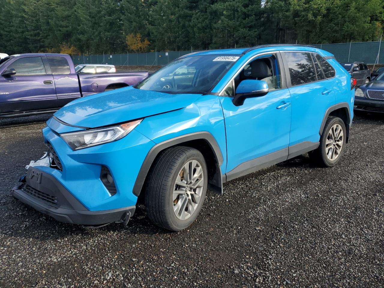 TOYOTA RAV4 XLE PREMIUM