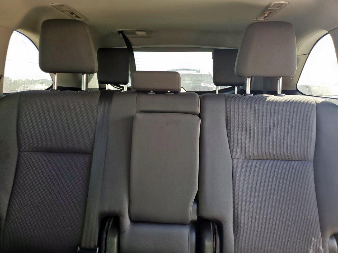 TOYOTA HIGHLANDER LE