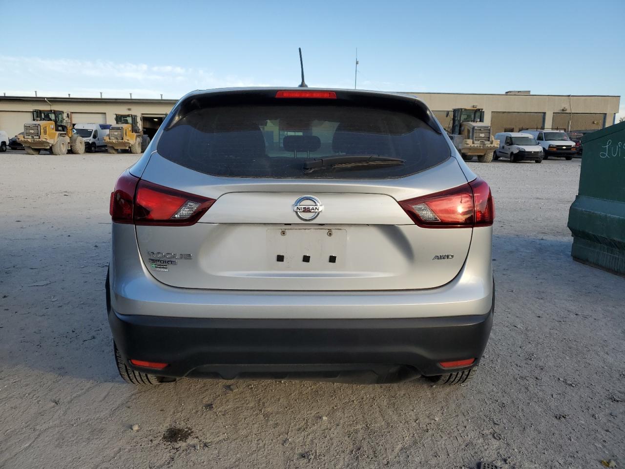 NISSAN ROGUE SPORT S