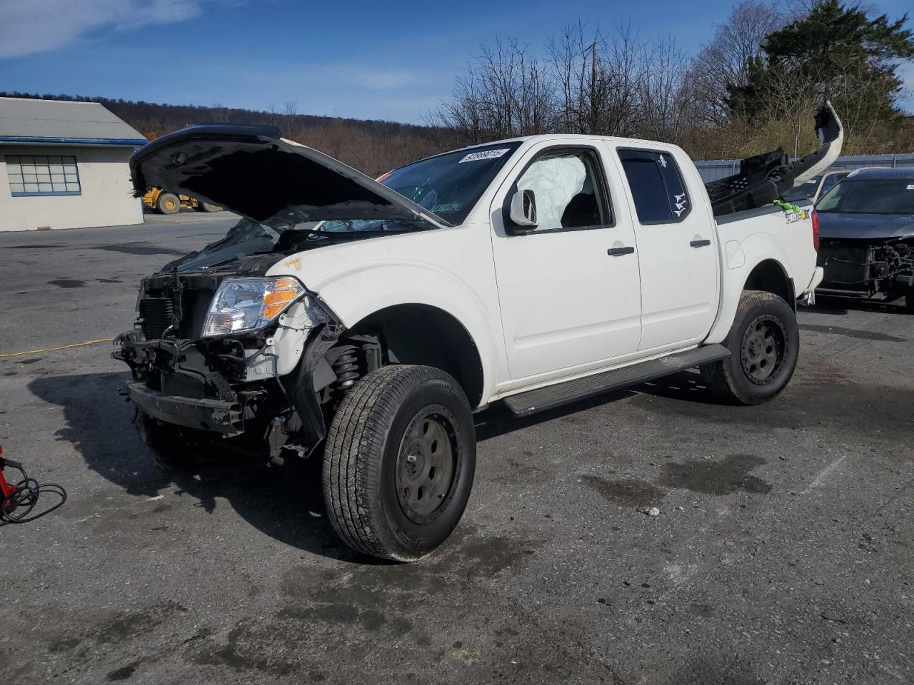 Lot #3301933449 2019 NISSAN FRONTIER S