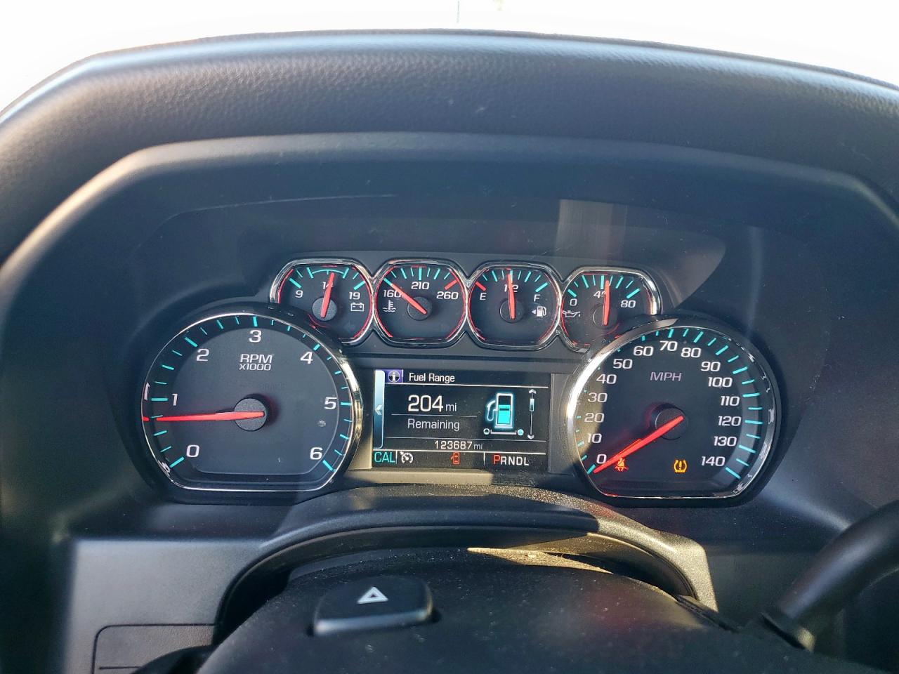 GMC SIERRA C1500 SLT