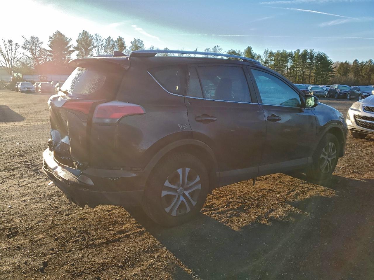 TOYOTA RAV4 LE