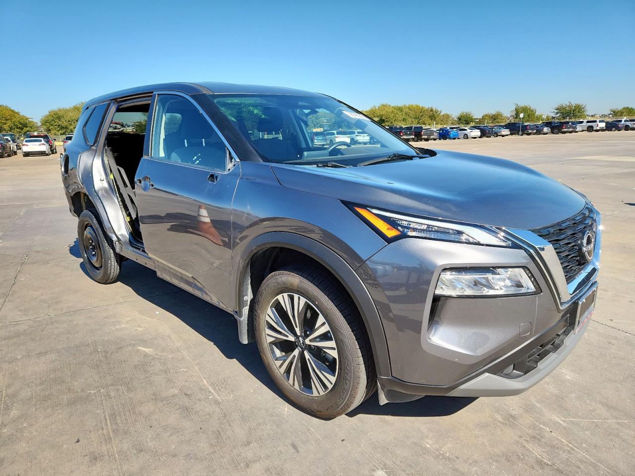 NISSAN ROGUE SV