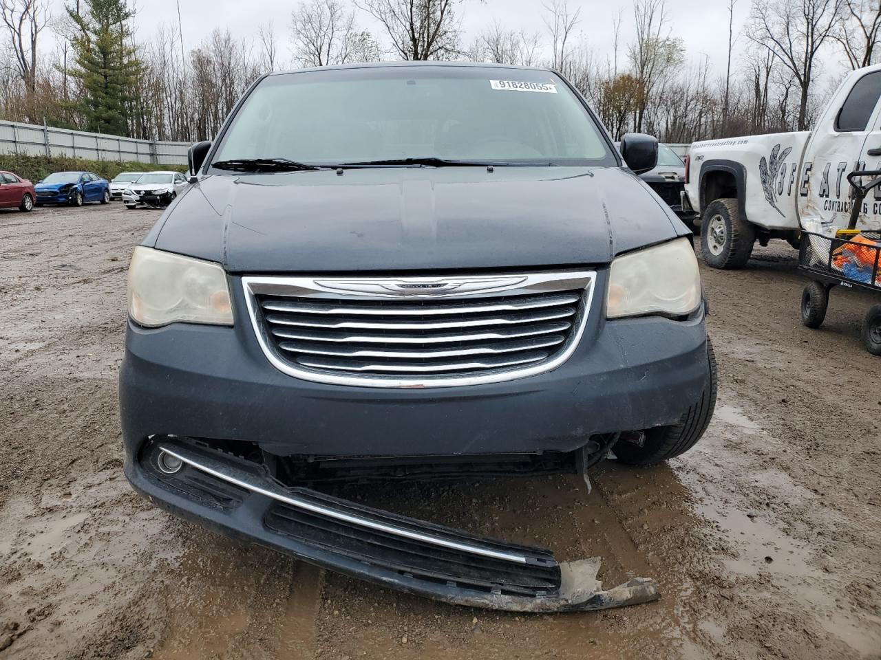 CHRYSLER TOWN & COUNTRY TOURING