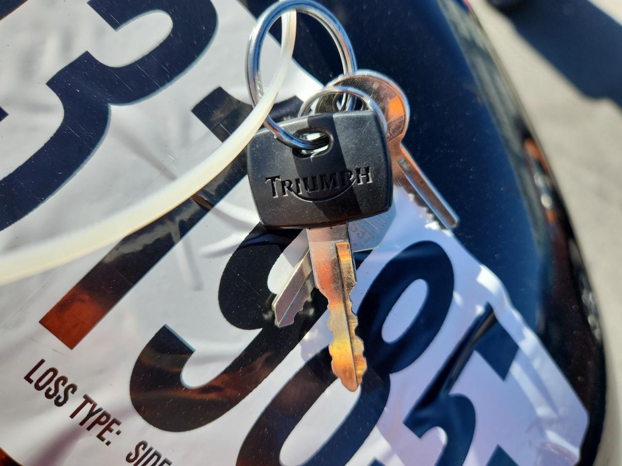 Lot #3290640790 2004 TRIUMPH MOTORCYCLE BONNEVILLE