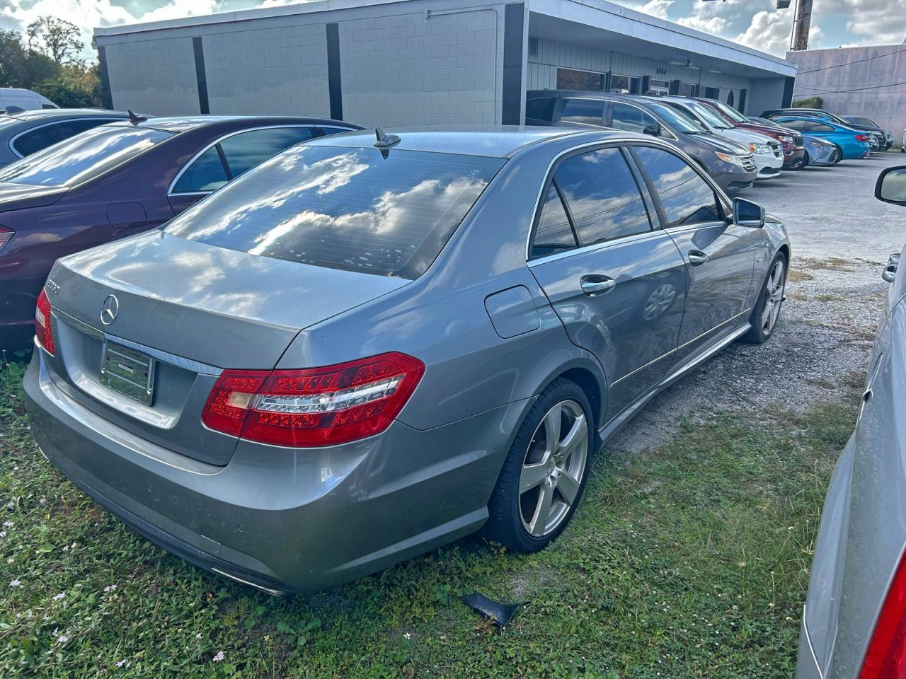 MERCEDES-BENZ E-CLASS 350