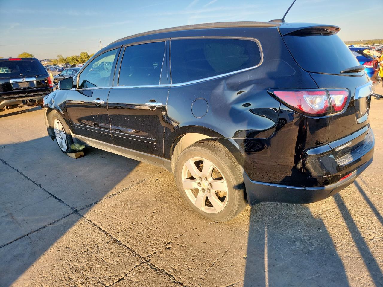 CHEVROLET TRAVERSE LT