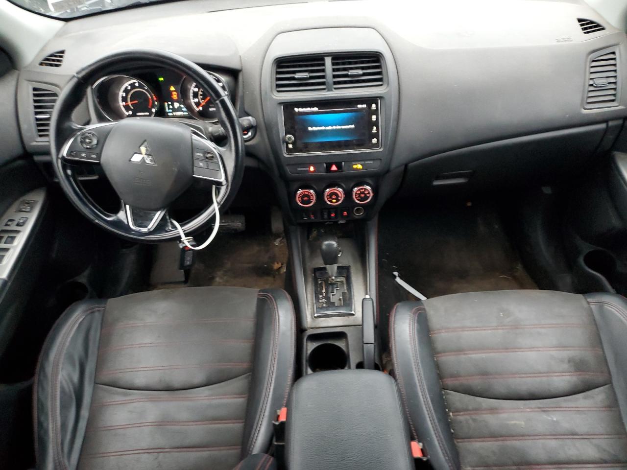 MITSUBISHI OUTLANDER ES