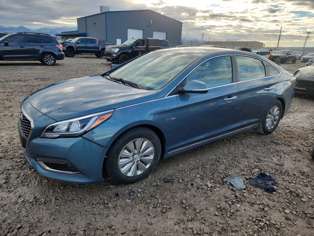 HYUNDAI SONATA HYBRID