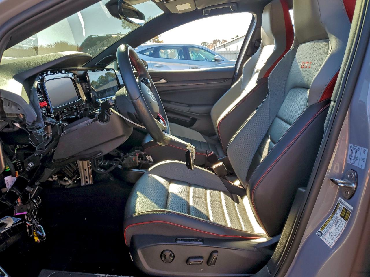 VOLKSWAGEN GOLF GTI SE