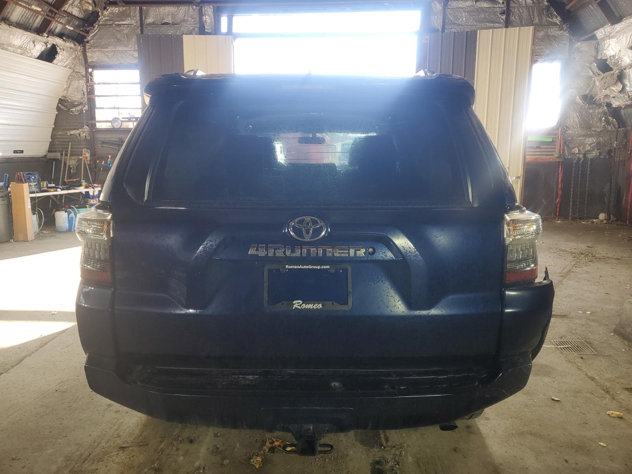 TOYOTA 4RUNNER SR5/SR5 PREMIUM