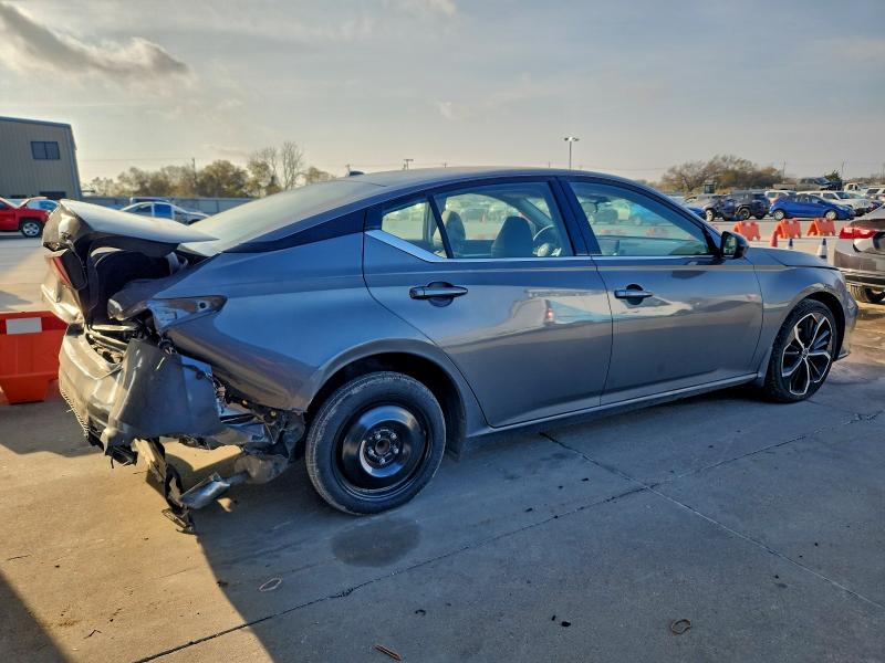 2025 NISSAN ALTIMA SR #3303670934