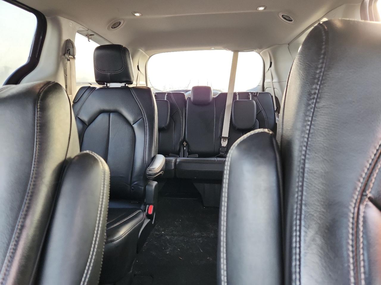 CHRYSLER PACIFICA TOURING L