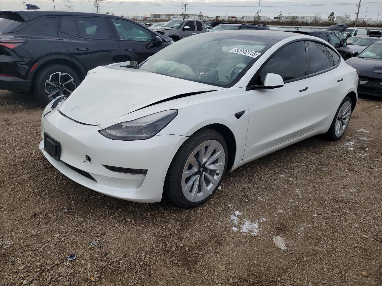 TESLA MODEL 3