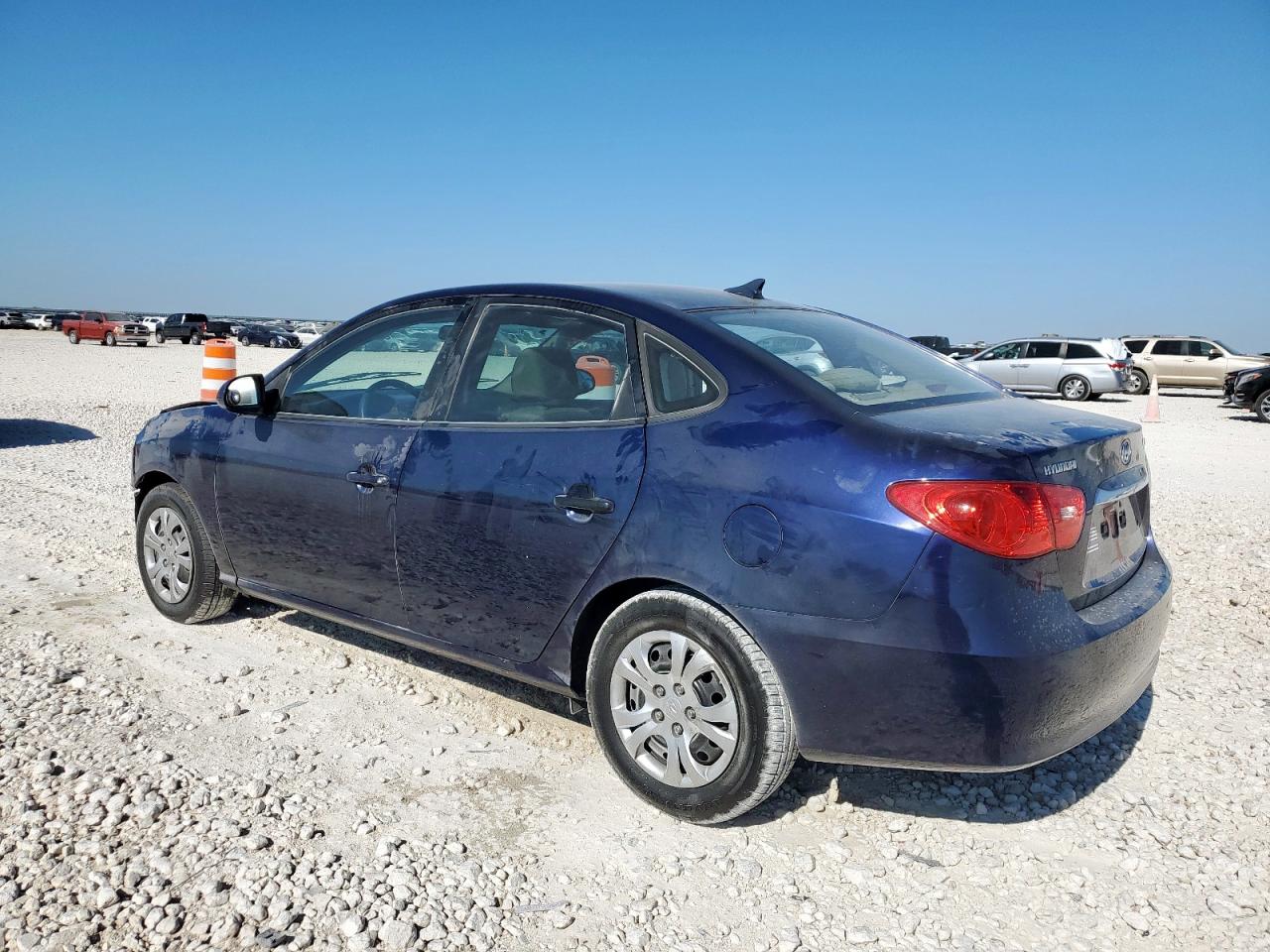 HYUNDAI ELANTRA BLUE