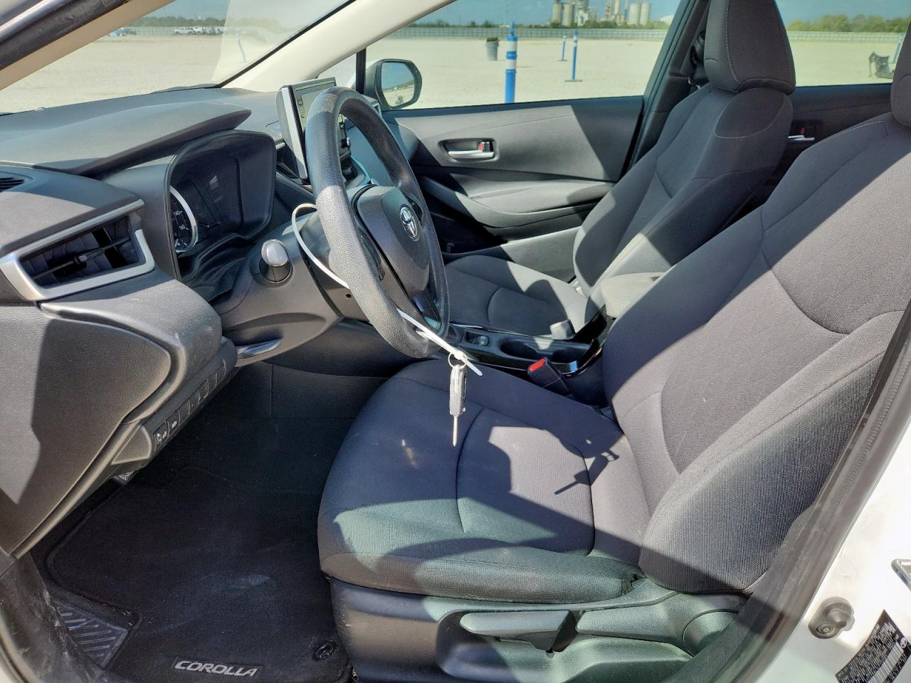 Lot #3318068373 2020 TOYOTA COROLLA LE