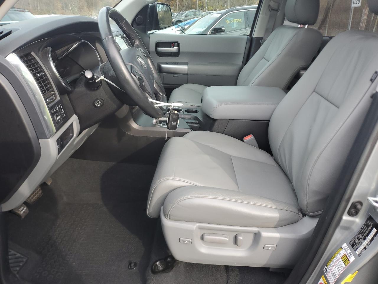 TOYOTA SEQUOIA LIMITED