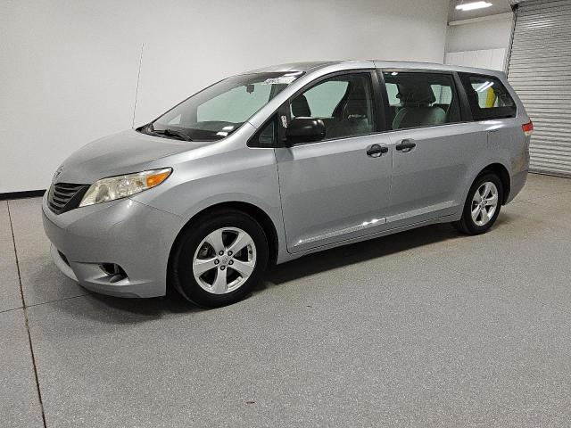 Global Auto Auctions: 2014 TOYOTA SIENNA