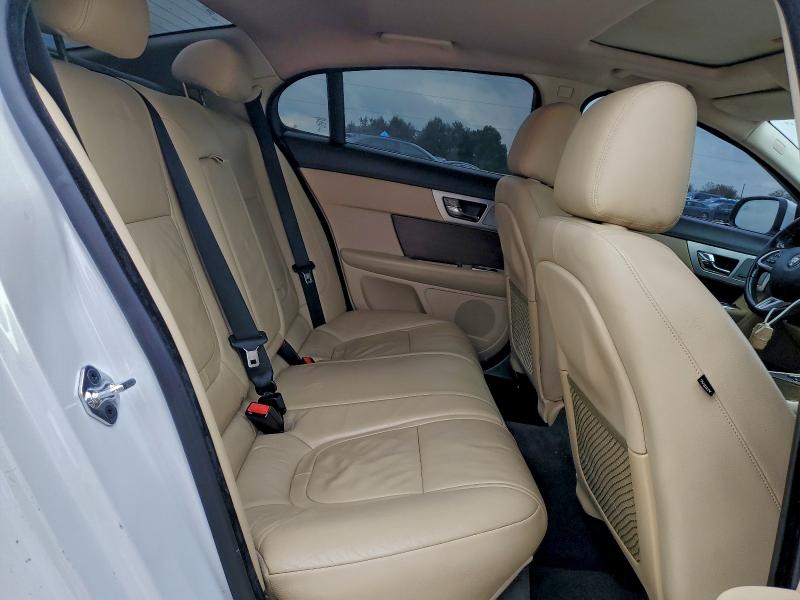 2015 JAGUAR XF 2.0T PR #3302773349