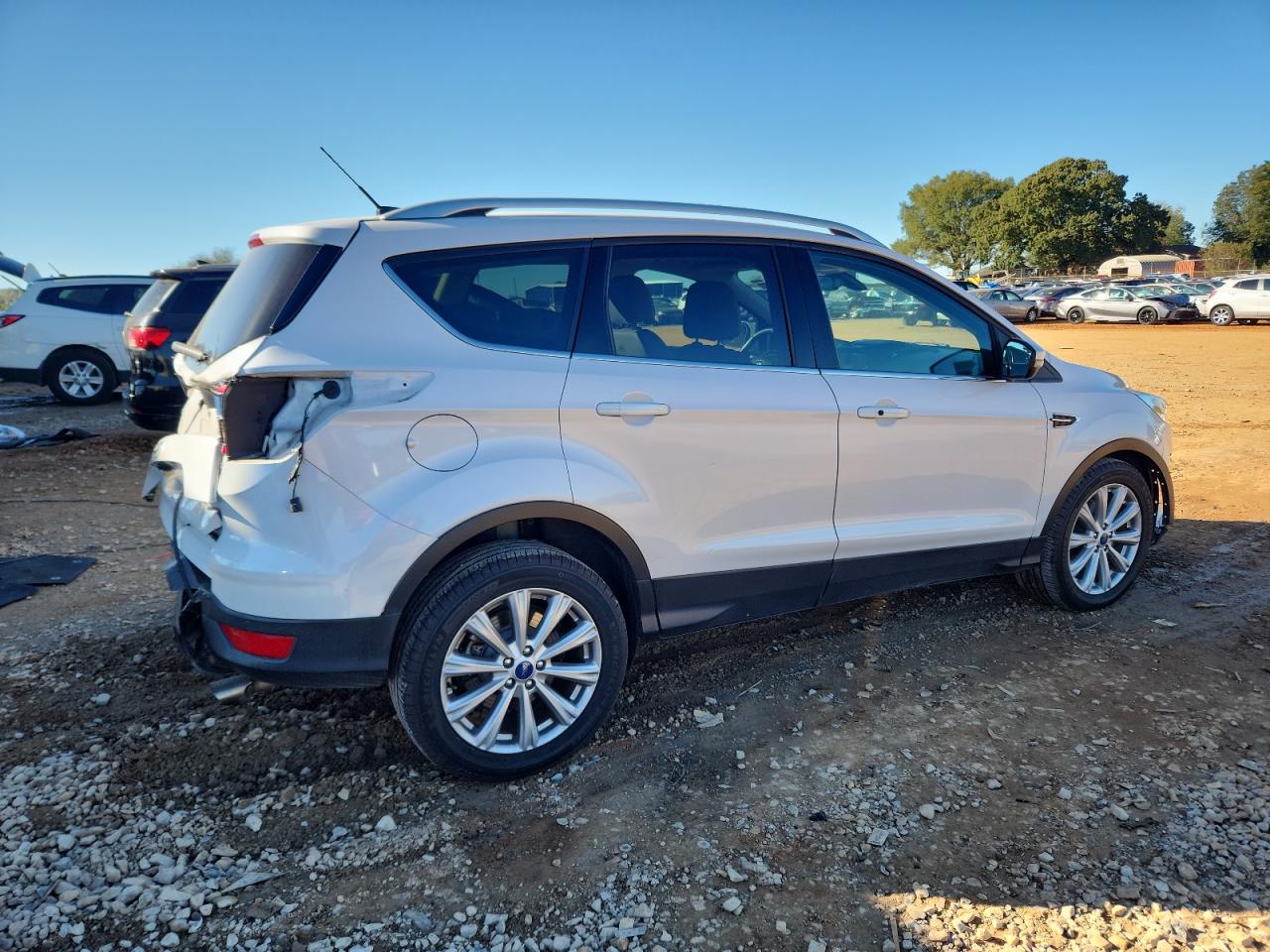 FORD ESCAPE TITANIUM