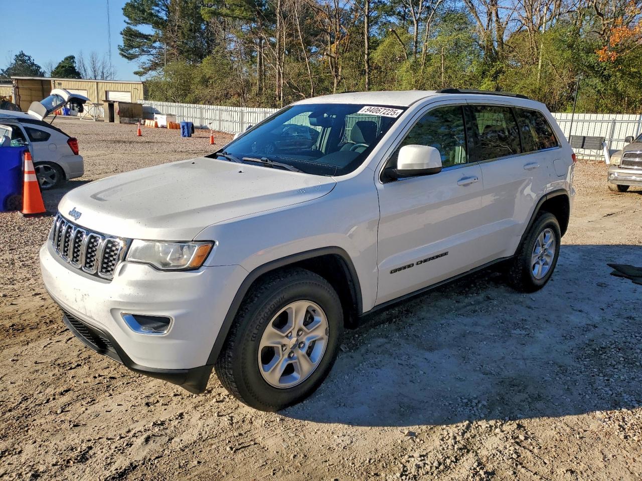 JEEP GRAND CHEROKEE LAREDO