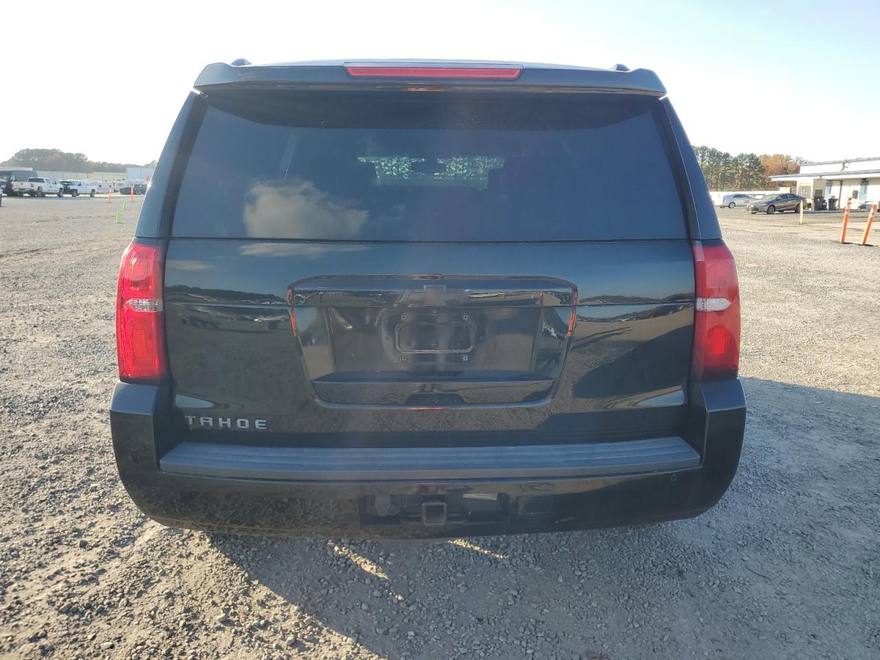 CHEVROLET TAHOE C1500 LS