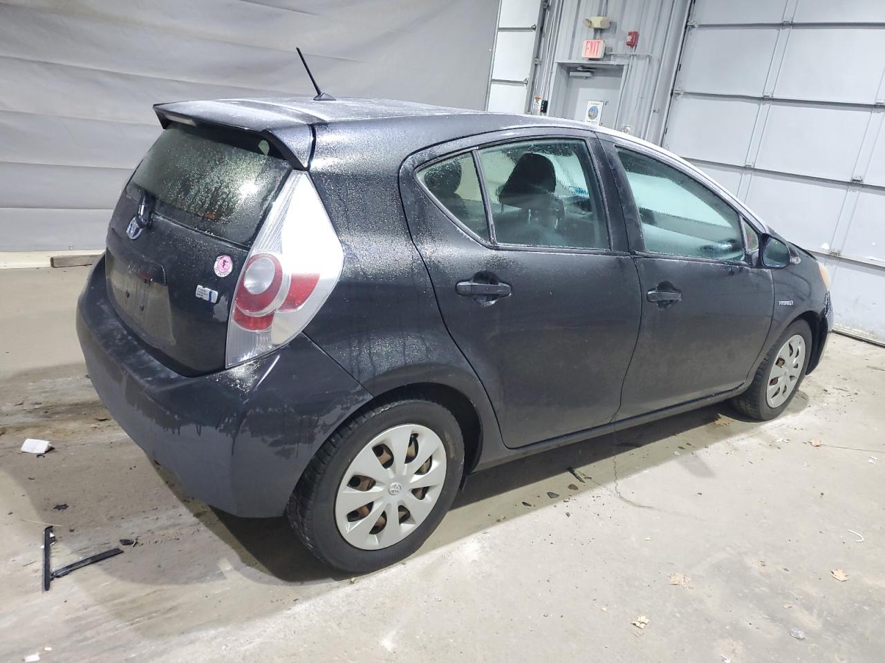 TOYOTA PRIUS C