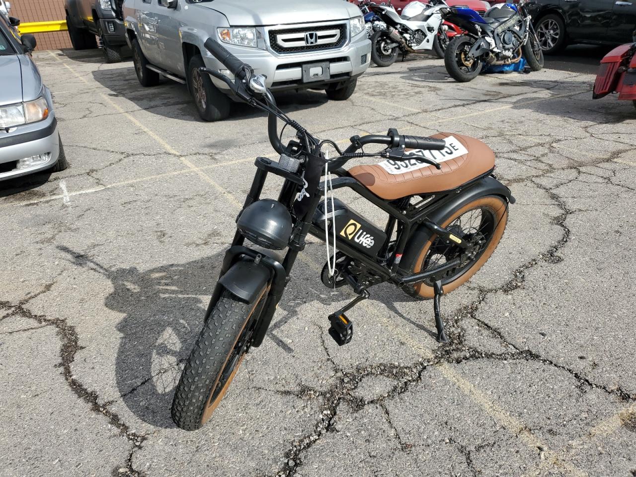 Lot #3308291157 2000 OTHR BICYCLE