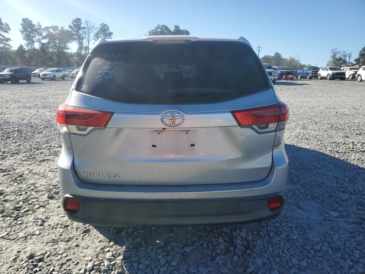 TOYOTA HIGHLANDER LE