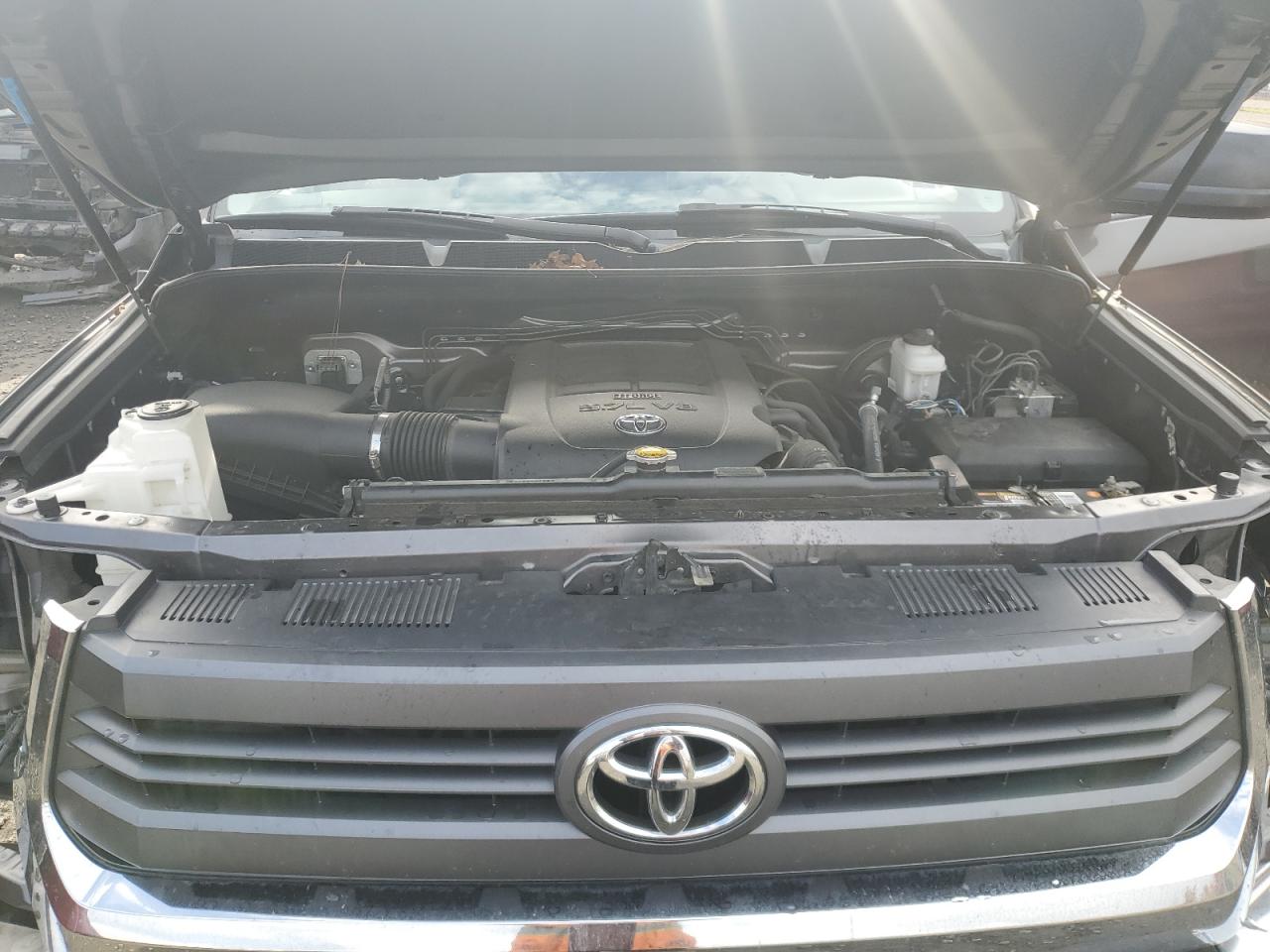 TOYOTA TUNDRA DOUBLE CAB SR