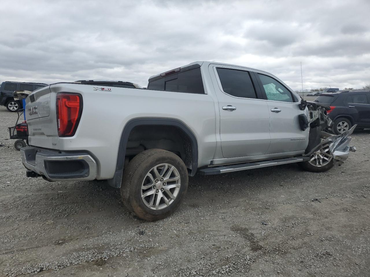 GMC SIERRA K1500 SLT