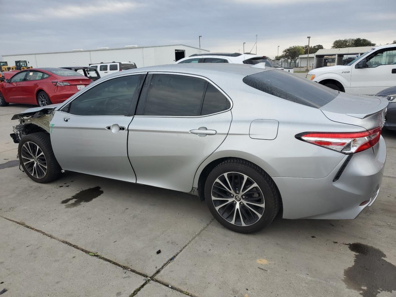 TOYOTA CAMRY SE