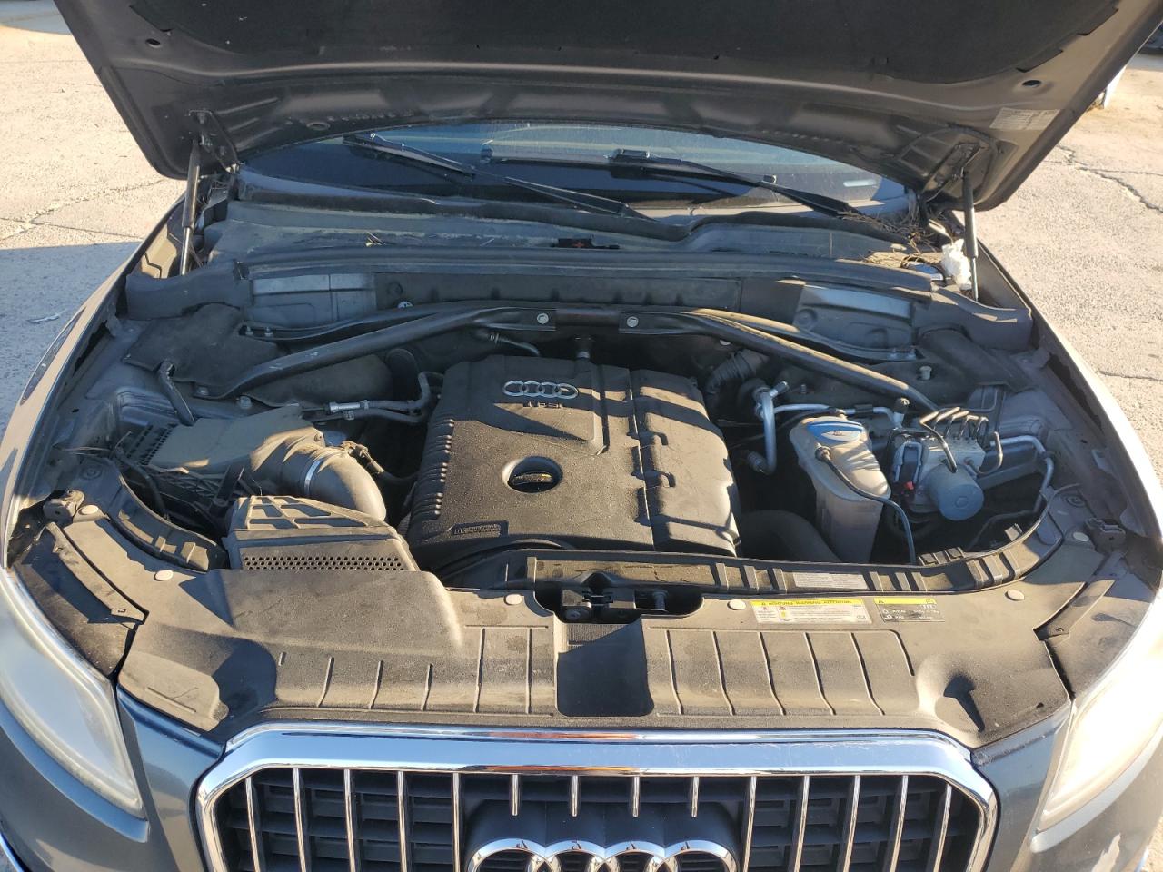 AUDI Q5 PREMIUM PLUS